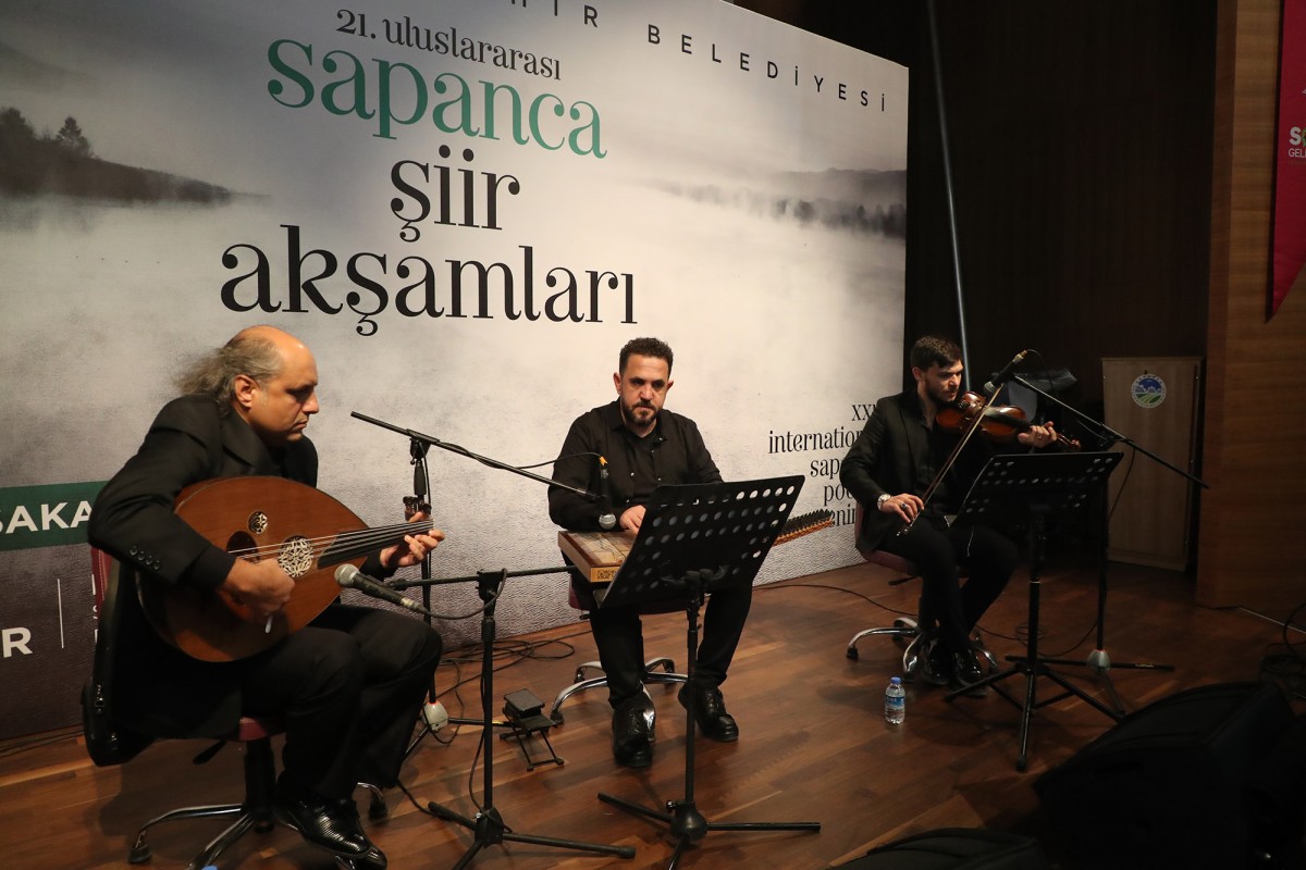 Sapanca Şiir Akşamları’na muhteşem final: “Bu bir veda değil, yeniden buluşacağız”
