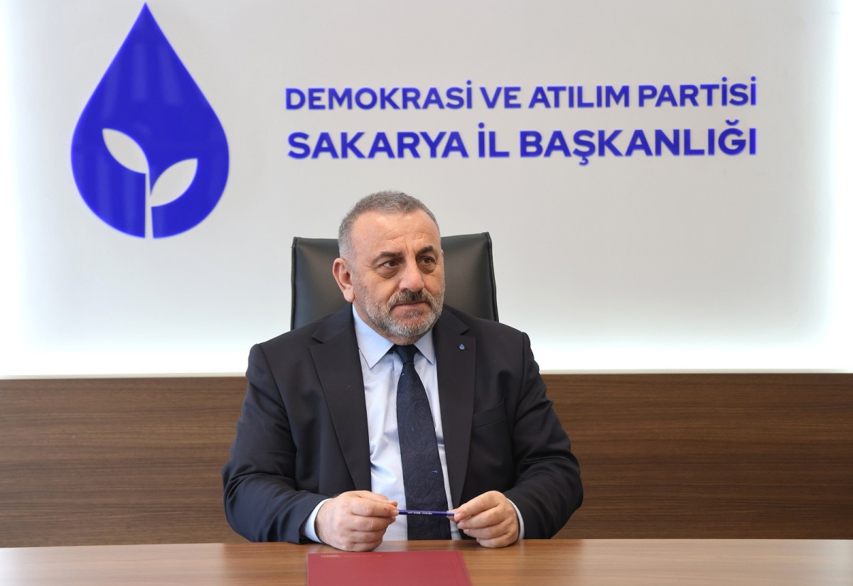 DEVA Partisi İl Başkanı Erdoğan’ın çalışan gazeteciler günü kutlaması ‘Gazetecilerin özgür olmadığı bir ülkede hiç kimse özgür değildir’