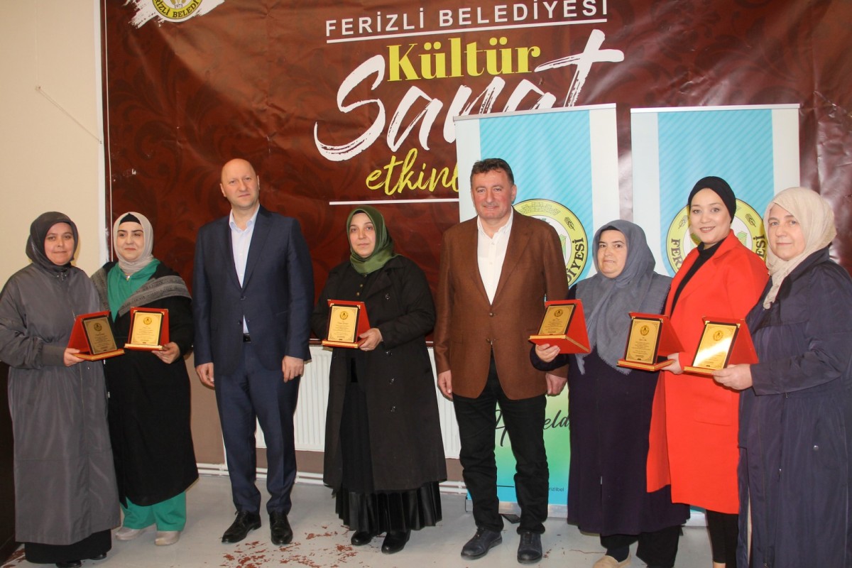 BAŞKAN GÜNDOĞDU EMEKÇİ KADINLARLA BİR ARAYA GELDİ
