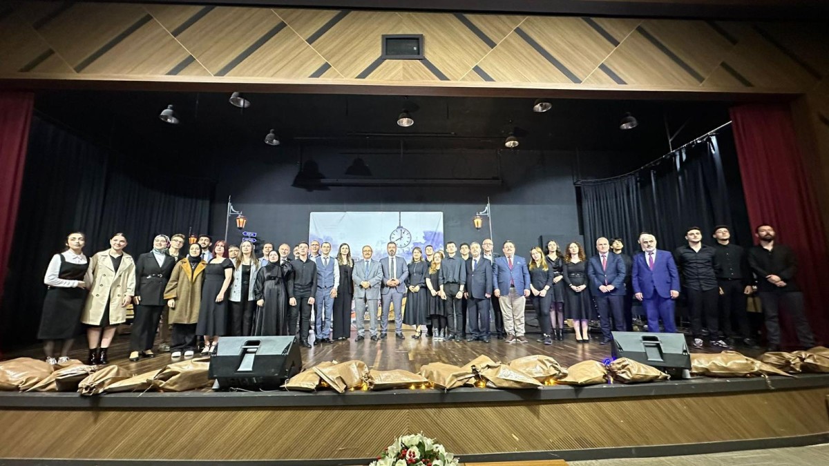 Sanat Sakarya Projesi Kapsamında Şiir Dinletisi Gerçekleştirildi