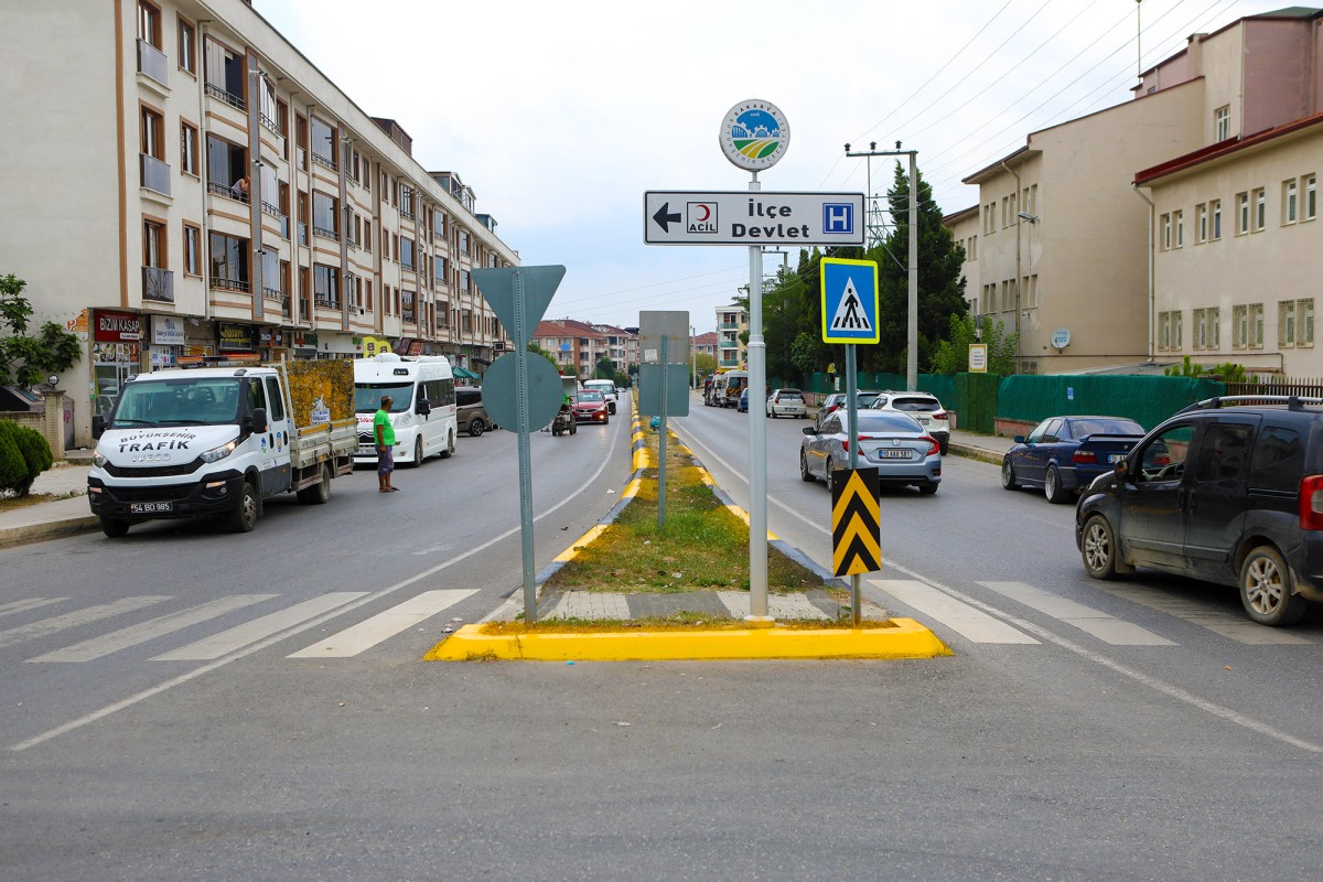 Hendek’in ulaşımı yeni renkleriyle  artık daha güvenli
