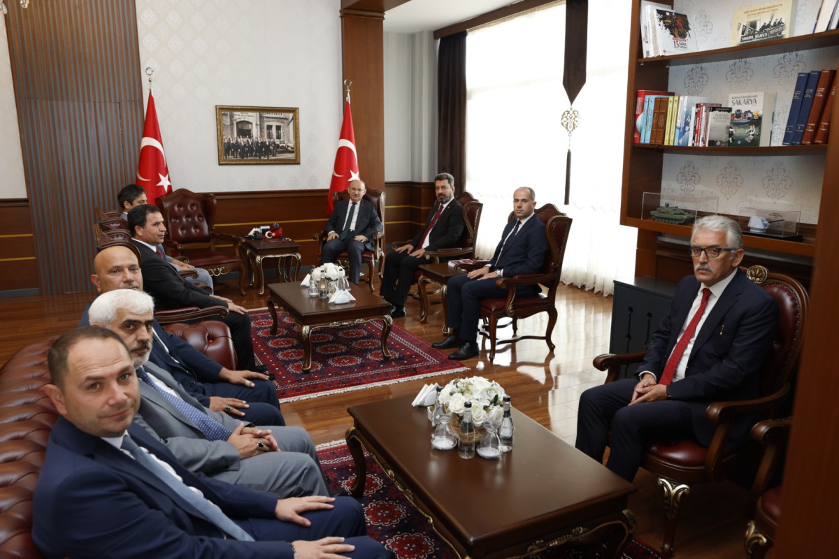 Vali Karadeniz’e Hayırlı Olsun Ziyaretleri Sürüyor