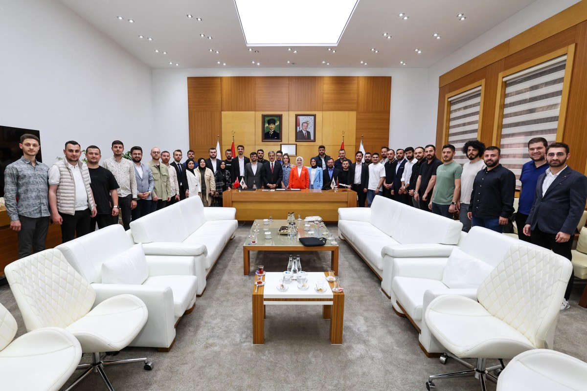 Alemdar, TBMM KEFEK Başkanı Erdoğan ve gençleri  ağırladı