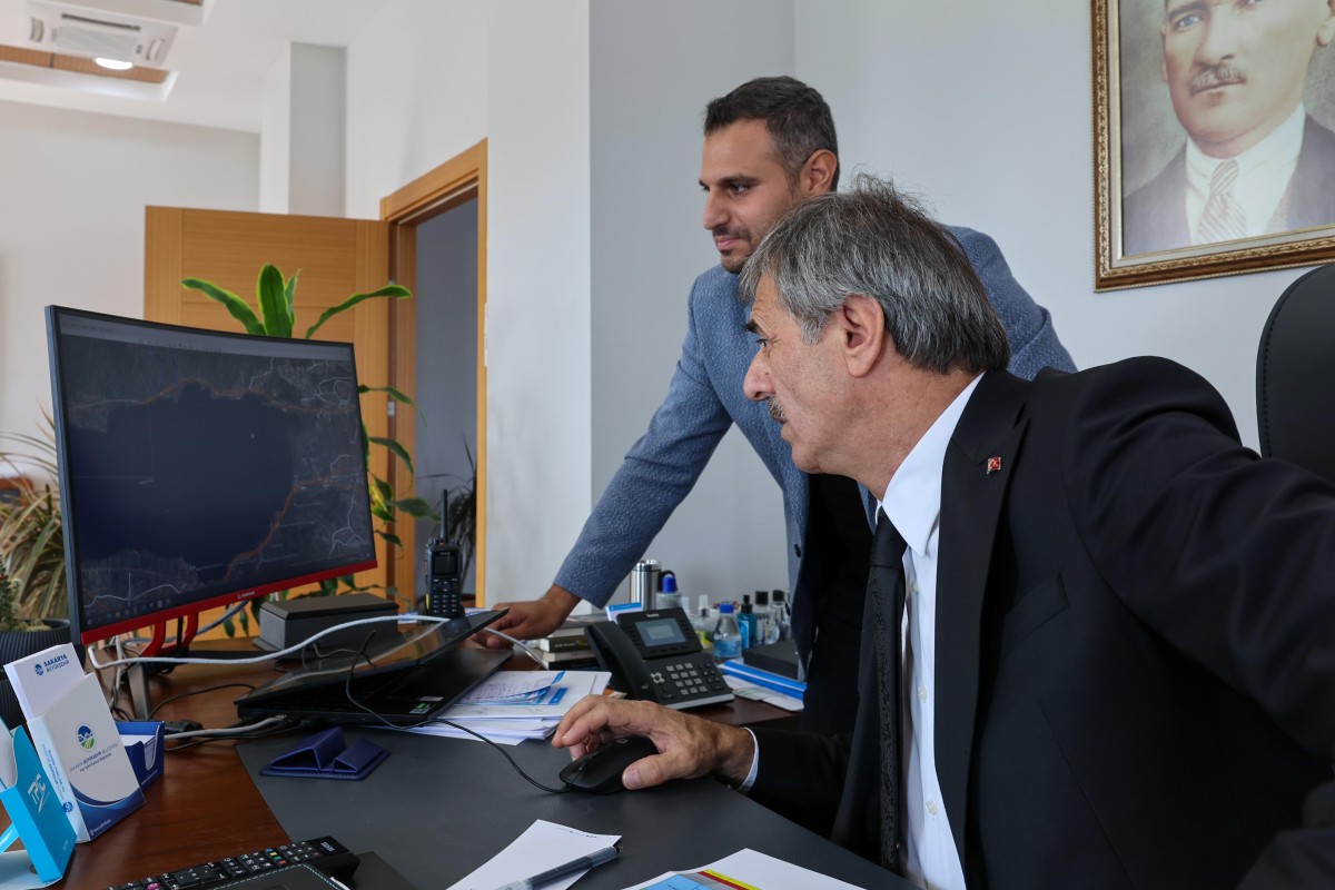 Başkan Alemdar:''Sakarya'yı yol medeniyettir anlayışıyla karış karış işliyoruz”