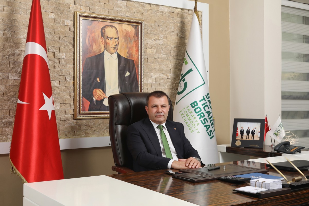 Sakarya Ticaret Borsası Yönetim Kurulu Başkanı Mustafa Genç 24 Kasım Öğretmenler Günü’nü Kutladı