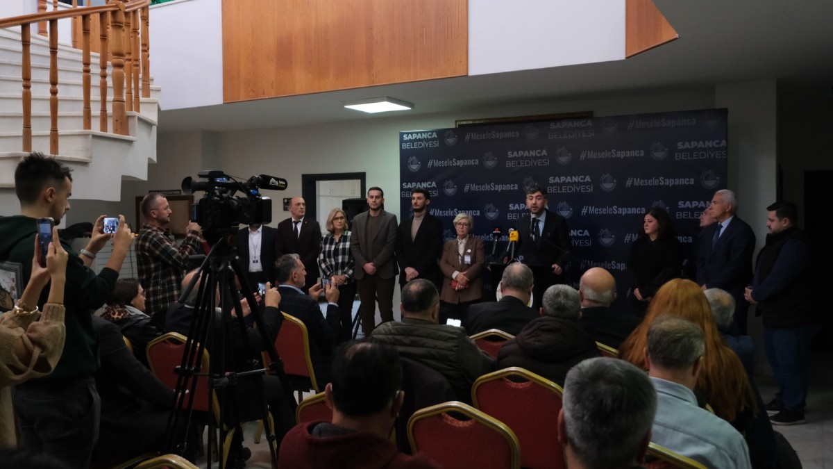 Başkanın Su Fabrikalarıyla Mücadelesi: Adalet, Şeffaflık ve Kamusal Haklar