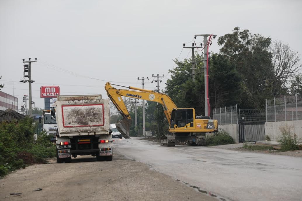 Kozluk Caddesi'nde Hummalı Çalışma  