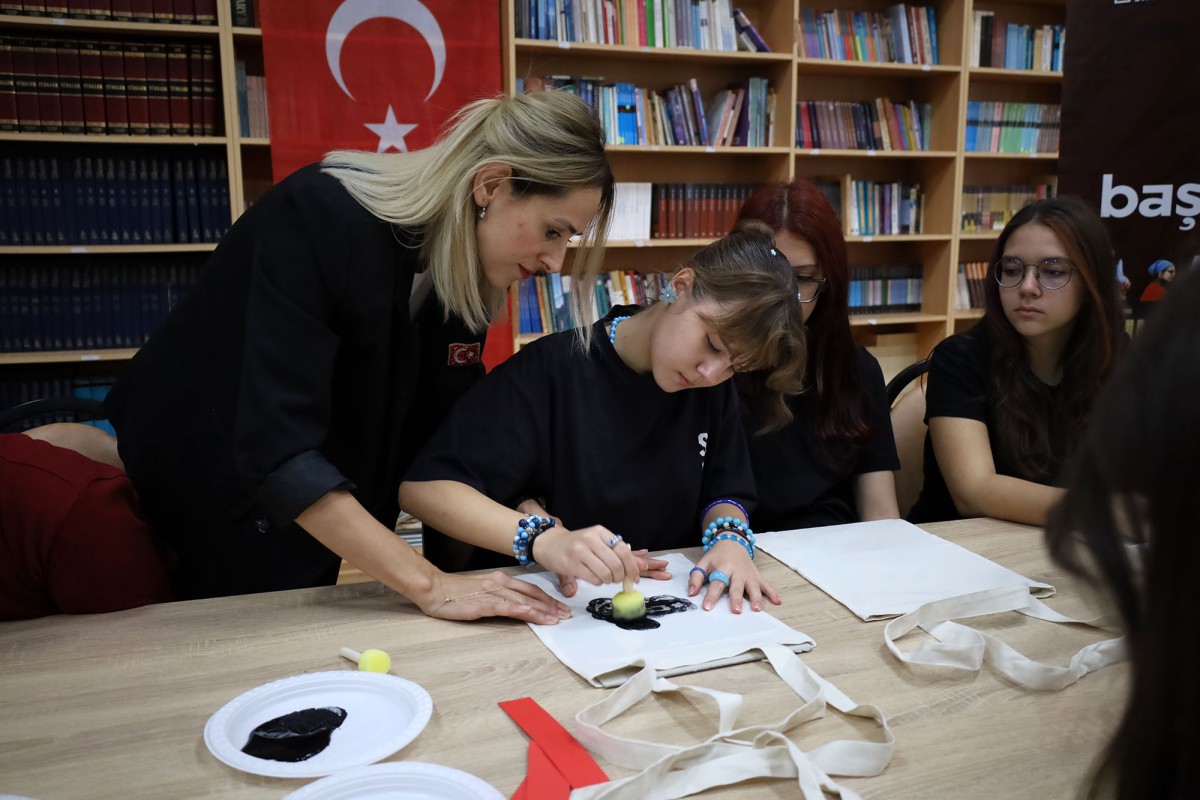 Sakarya Anadolu Lisesi’nde 29 Ekim coşkusu