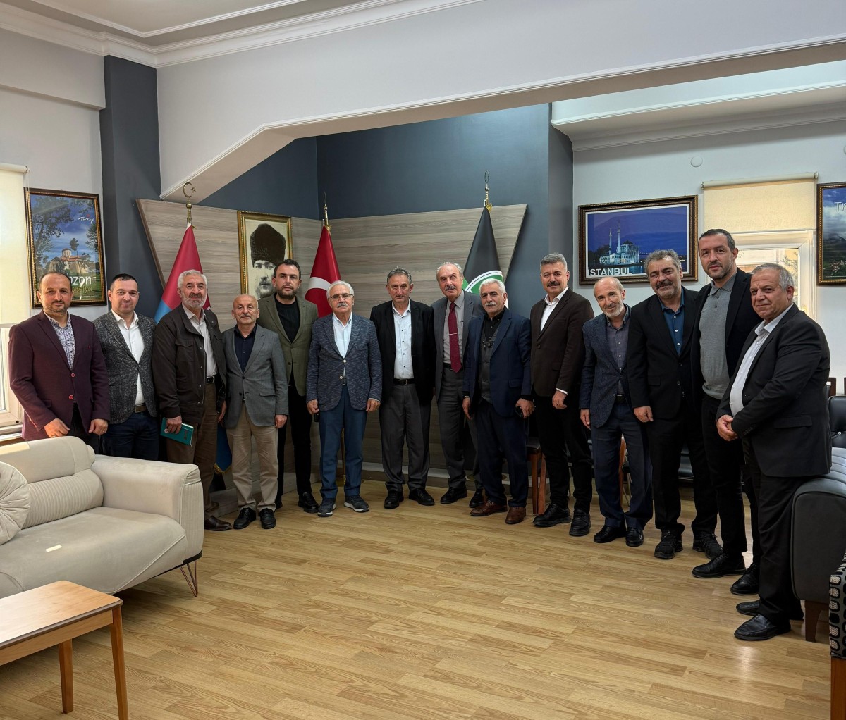Dernek Başkanları Trabzonlular Derneği’nde Aynı Masada Buluştu