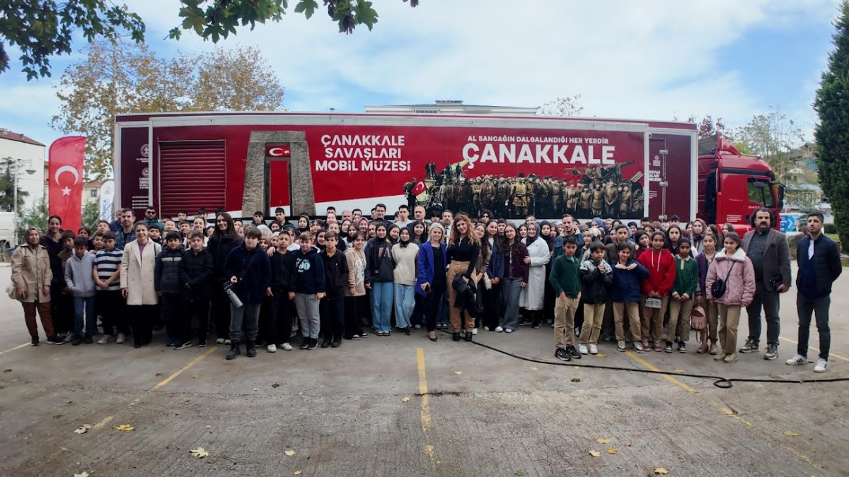 Çanakkale Savaşları Mobil Müzesi Yoğun İlgi Gördü