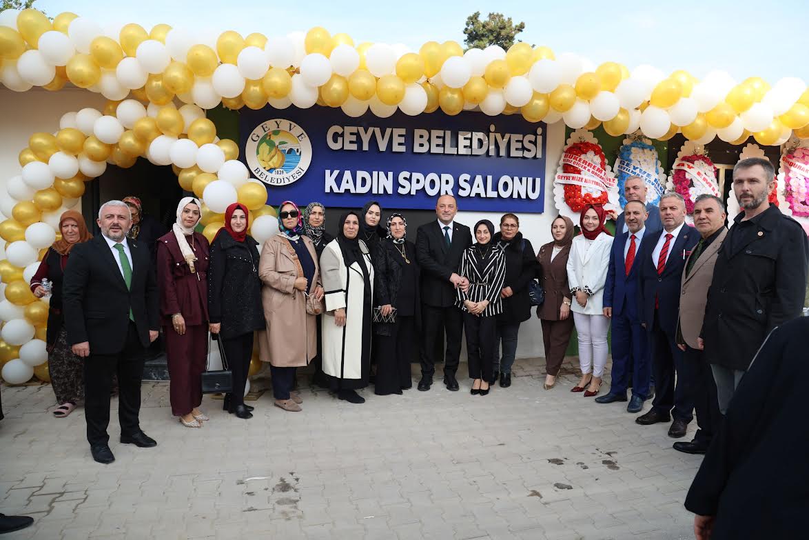 Geyve'de Kadınlara Özel Spor Salonu Törenle Hizmete Açıldı 
