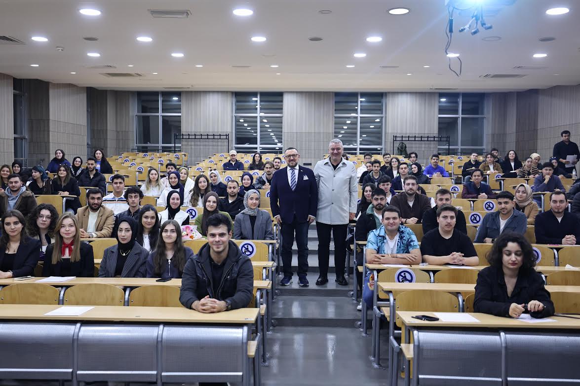 Başkan Osman Çelik SAÜ Siyaset Bilimi Öğrencileriyle Buluştu