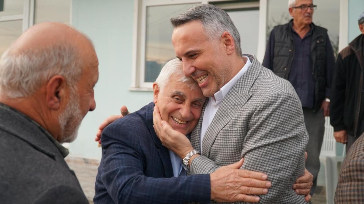 Başkan Tever Kocaali’de Vatandaşlarla Buluştu