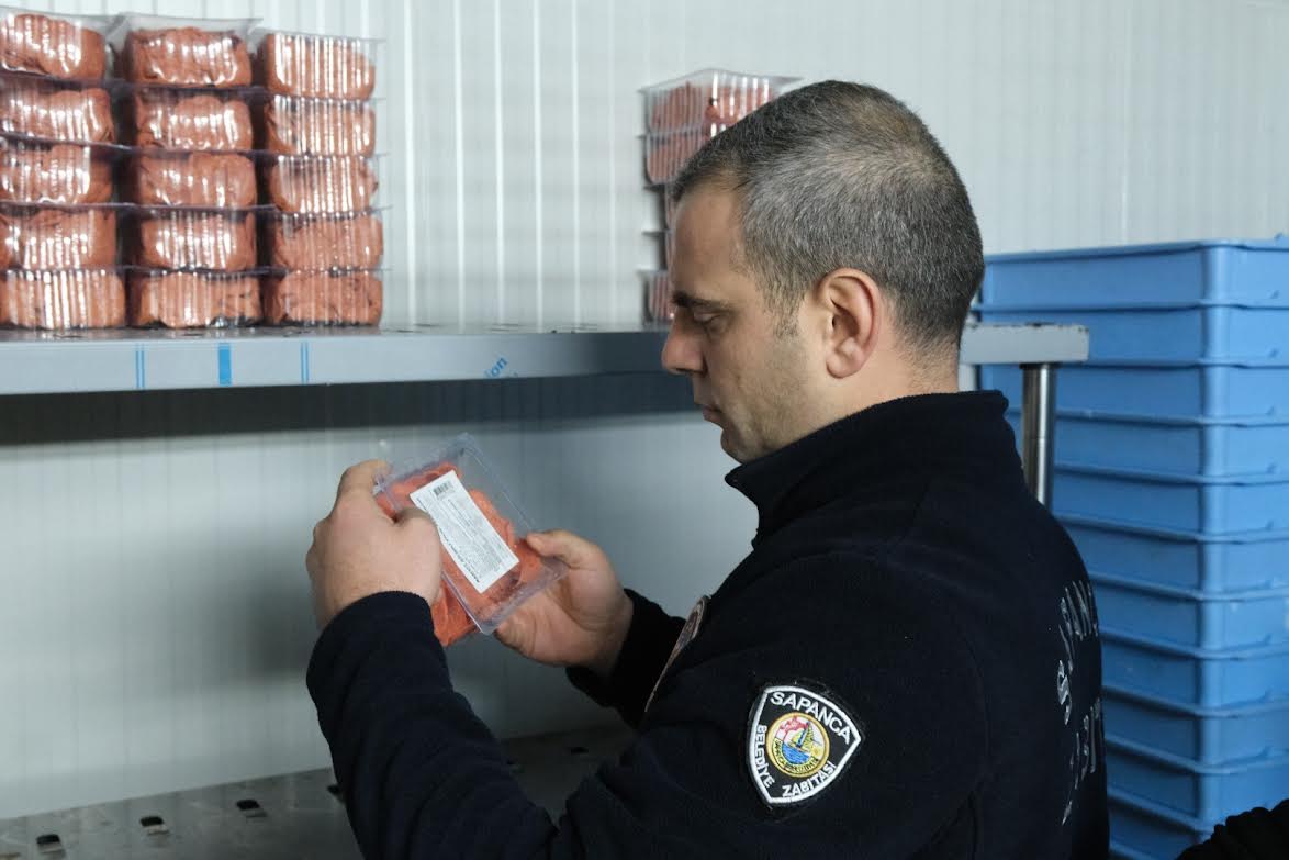 Sapanca’daki Fast Food İşletmelerine Zabıta Denetimi