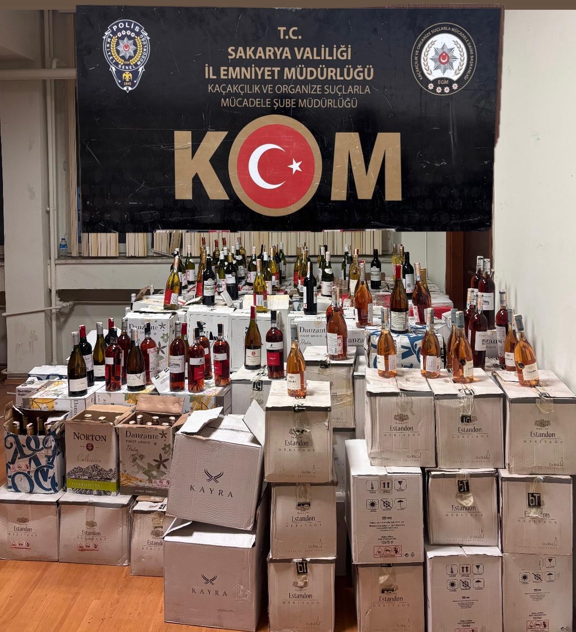Sakarya'da Kaçak İçki Operasyonu: 2 Bin 263 Şişe Ele Geçirildi