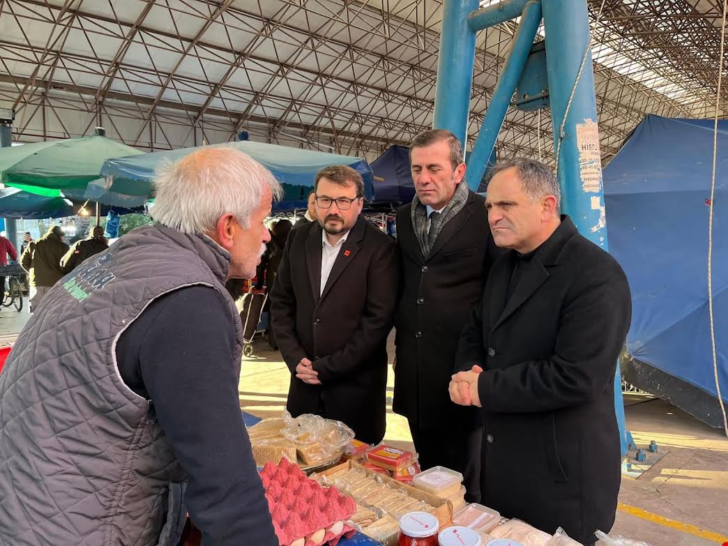 Keleş: Pazar Esnafımızın Sorunlarını Yerinde Dinliyoruz
