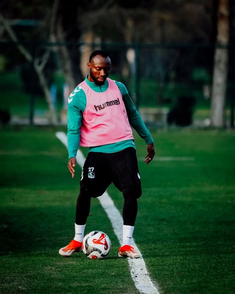 Sakaryaspor, Amed Maçı Hazırlıklarını Sürdürüyor