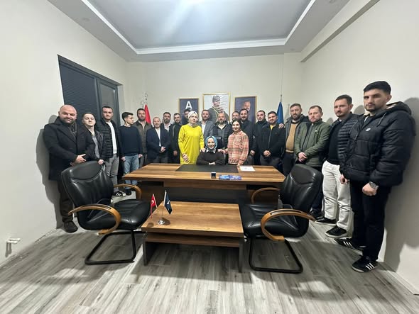 Anahtar Parti Serdivan İlçe Başkanlığı’ndan Haftalık Toplantı