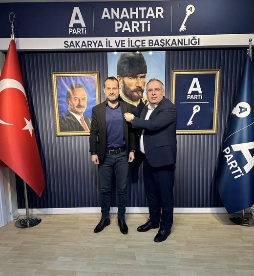 İYİ Parti Eski İl Başkan Yardımcısı Anahtar Parti’ye Katıldı