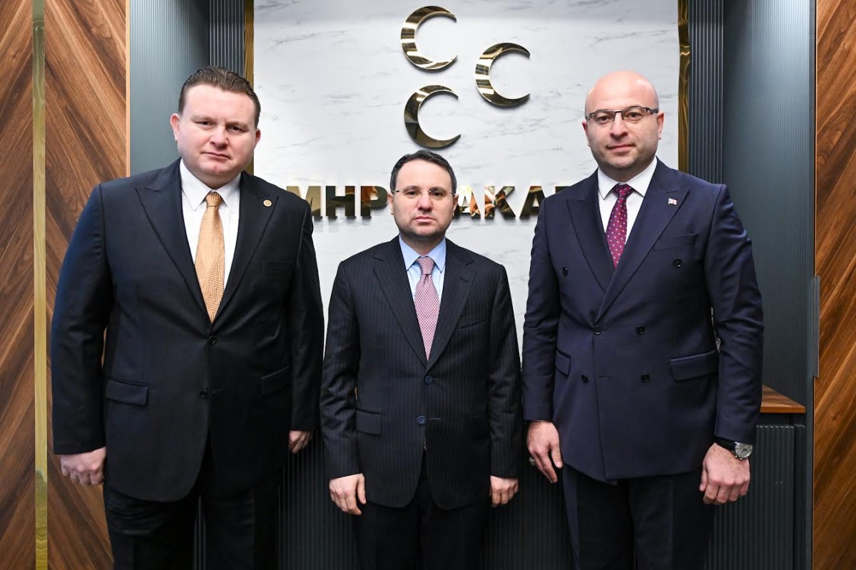 Adalet Bakanı Akın Gürlek’ten MHP Sakarya İl Başkanlığı’na Ziyaret