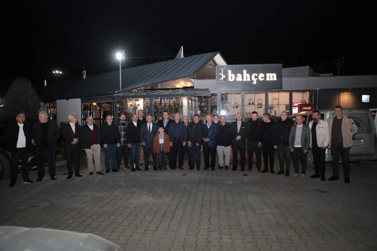 Başkan Karakullukçu Muhtarlarla İftarda Buluştu
