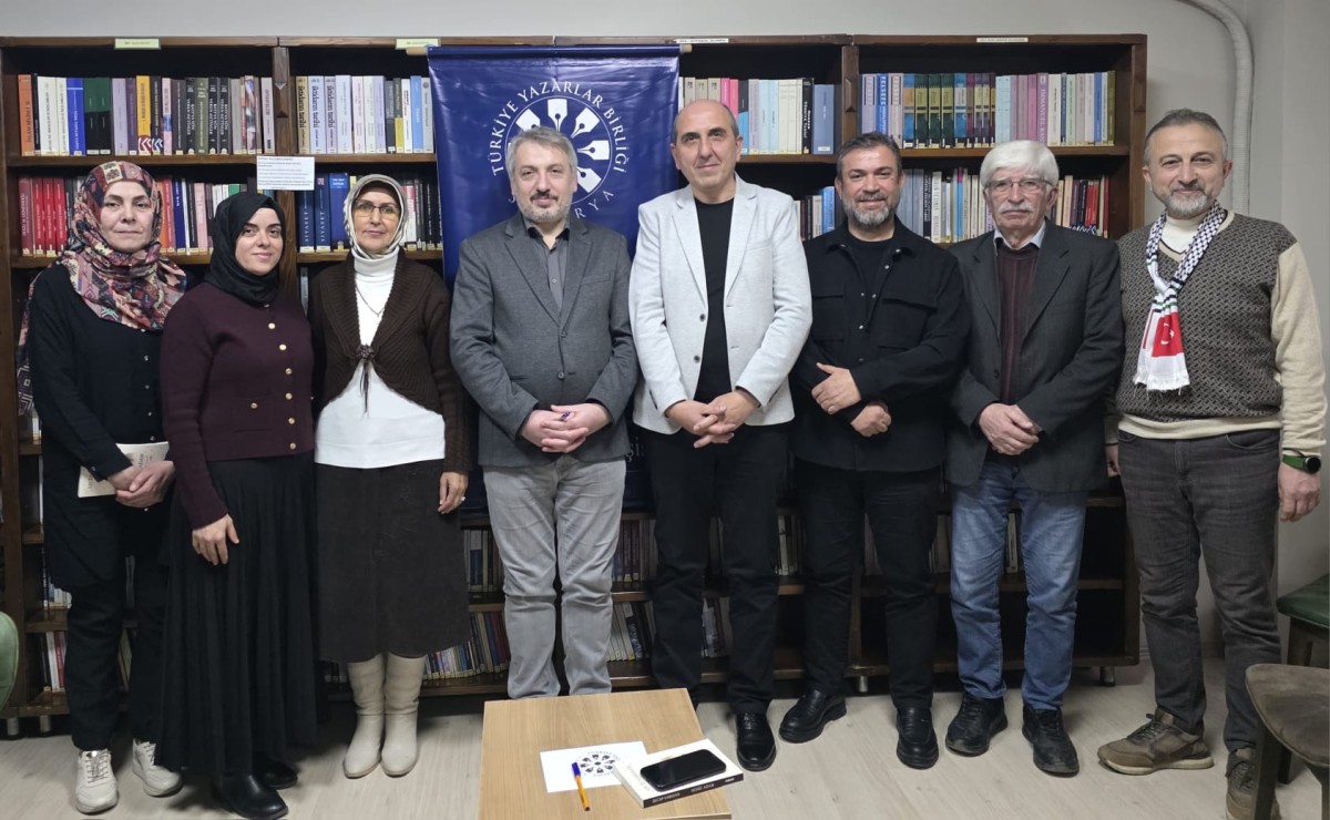 TYB Sakarya'dan “Sessiz Adam” Kitabına Söyleşi ve İmza Etkinliği