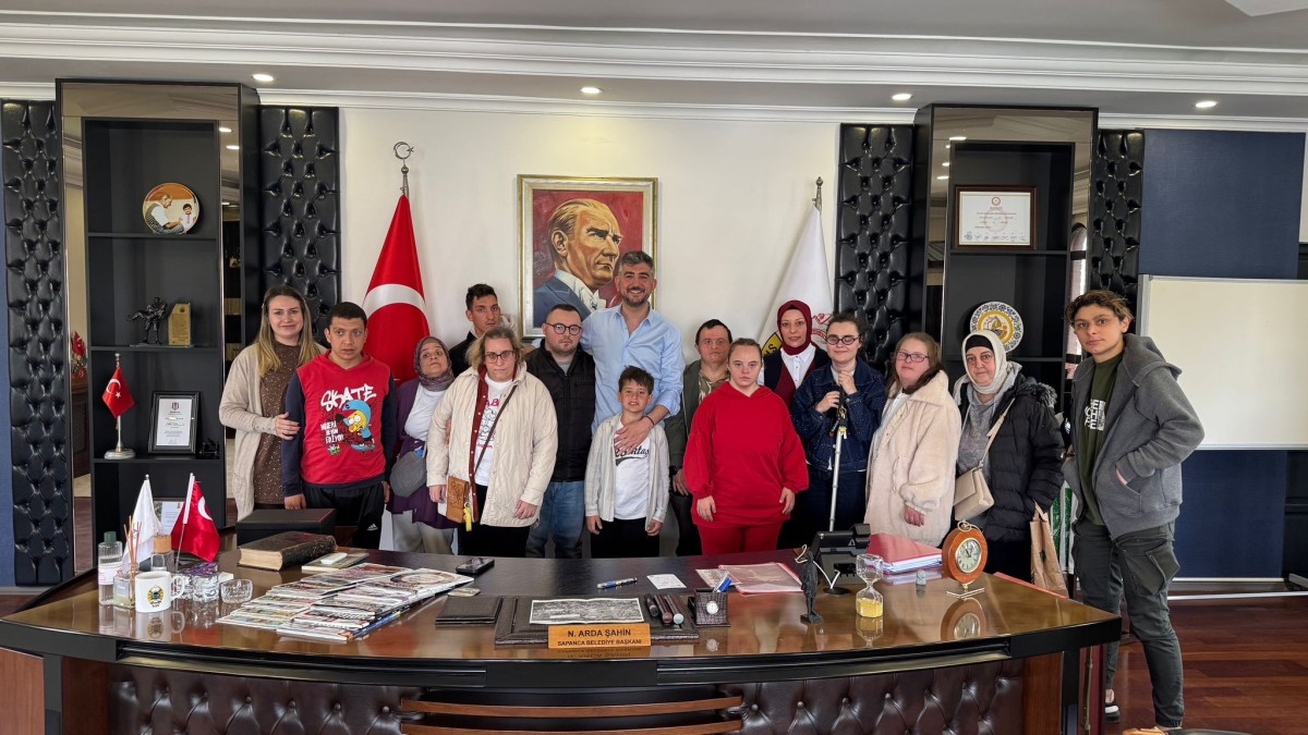 Başkan Şahin’e Aynı Gün, İki Anlamlı Buluşma