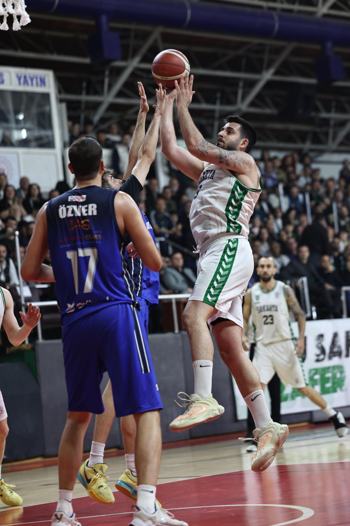 Büyükşehir Basketbol şampiyonluk kupası için parkeye çıkıyor