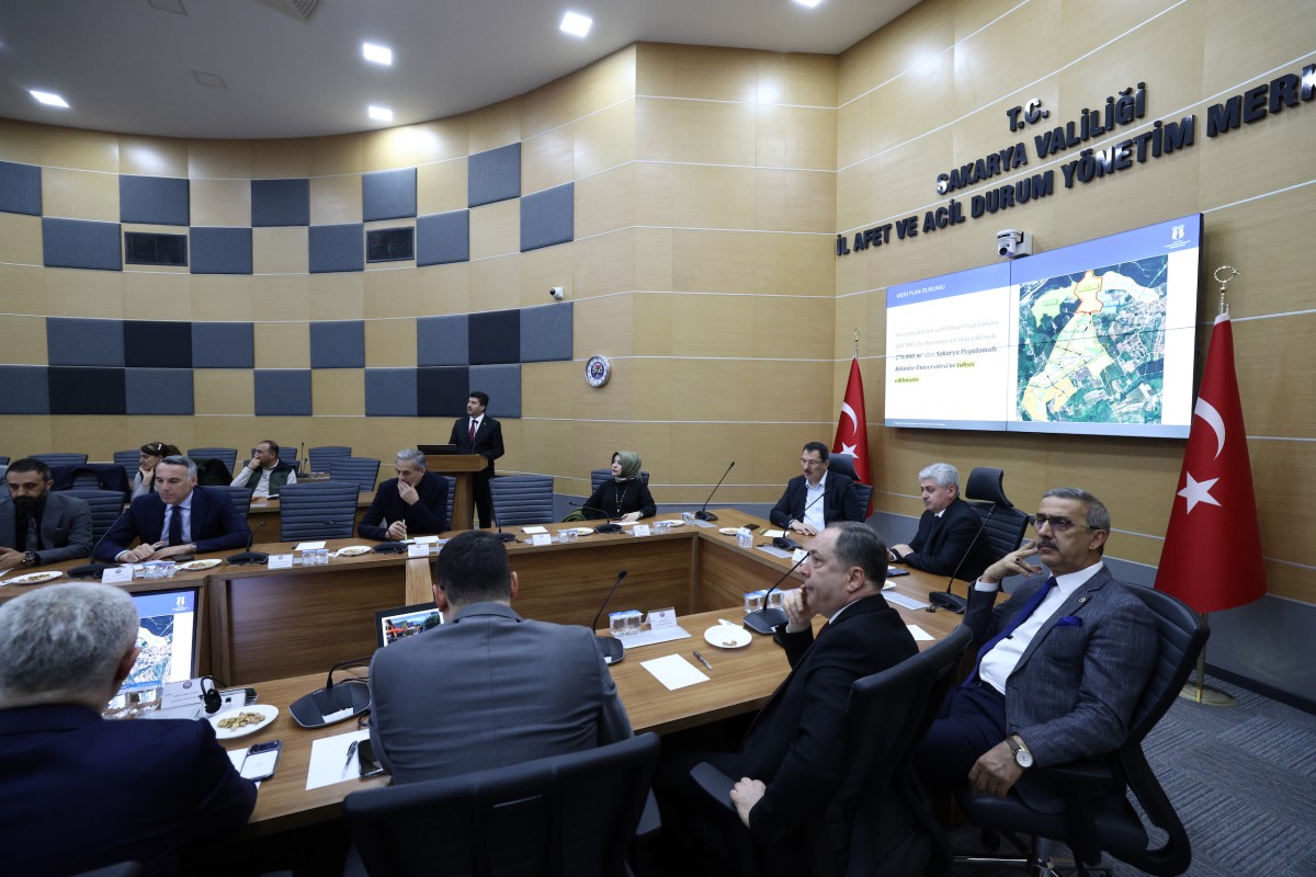 SUBÜ’nün kampüs yeri için imzalar atıldı