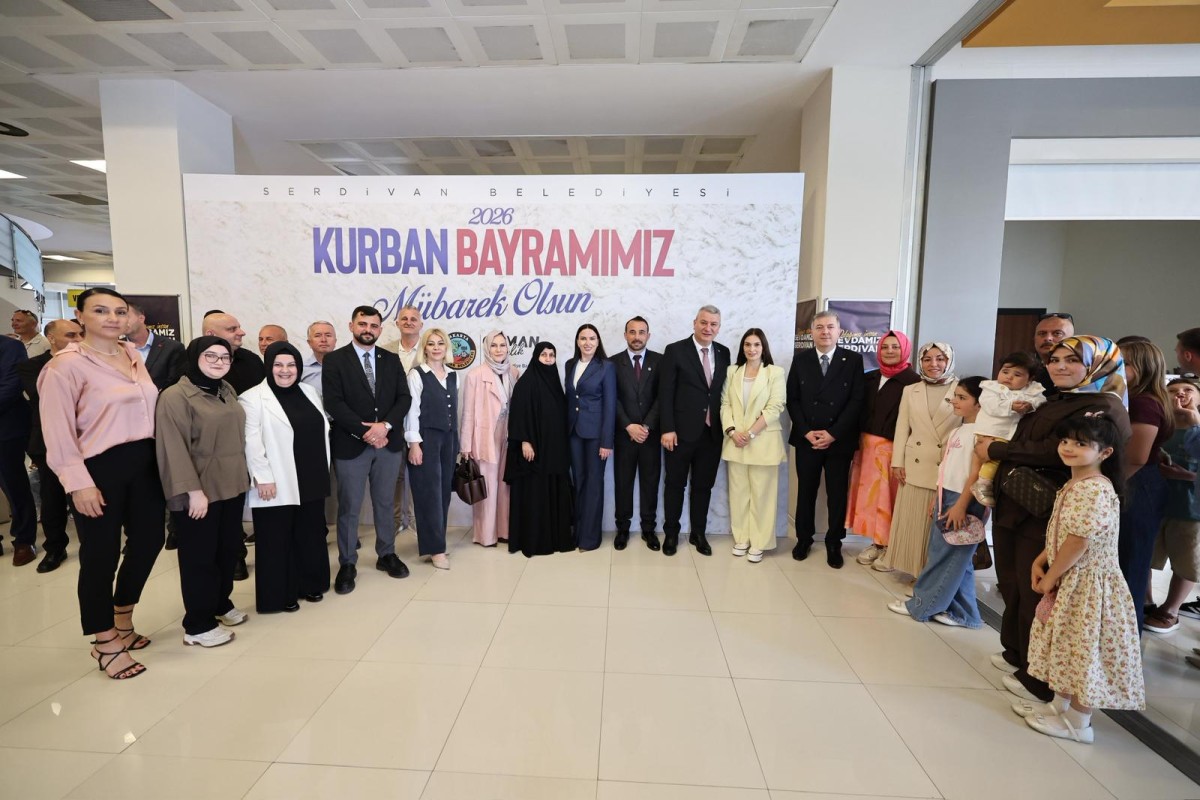 Serdivan’da Bayramlaşma Programı Yoğun Katılımla Gerçekleşti