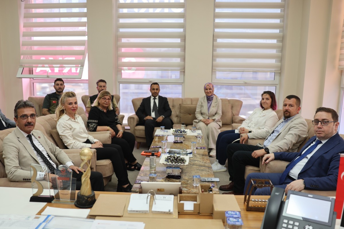 VALİ YARDIMCISI DEMİRAYAK VE BAŞKAN DİNÇ ERENLER BELEDİYESİ HAYVAN BAKIMEVİNİN YAPILACAĞI ALANI GEZDİ