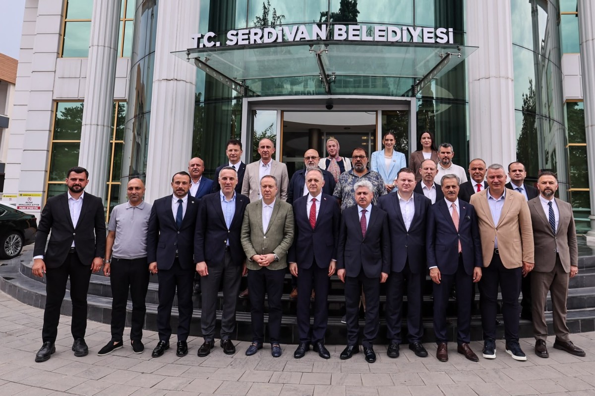 Serdivan, Osmanlı’nın Mukaddes Emanetlerine Ev Sahipliği Yapıyor