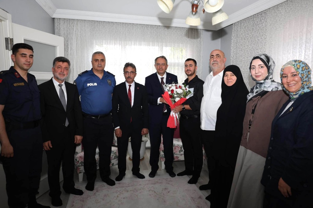Başkan Dinç 15 Temmuz Gazilerini Ziyaret Etti