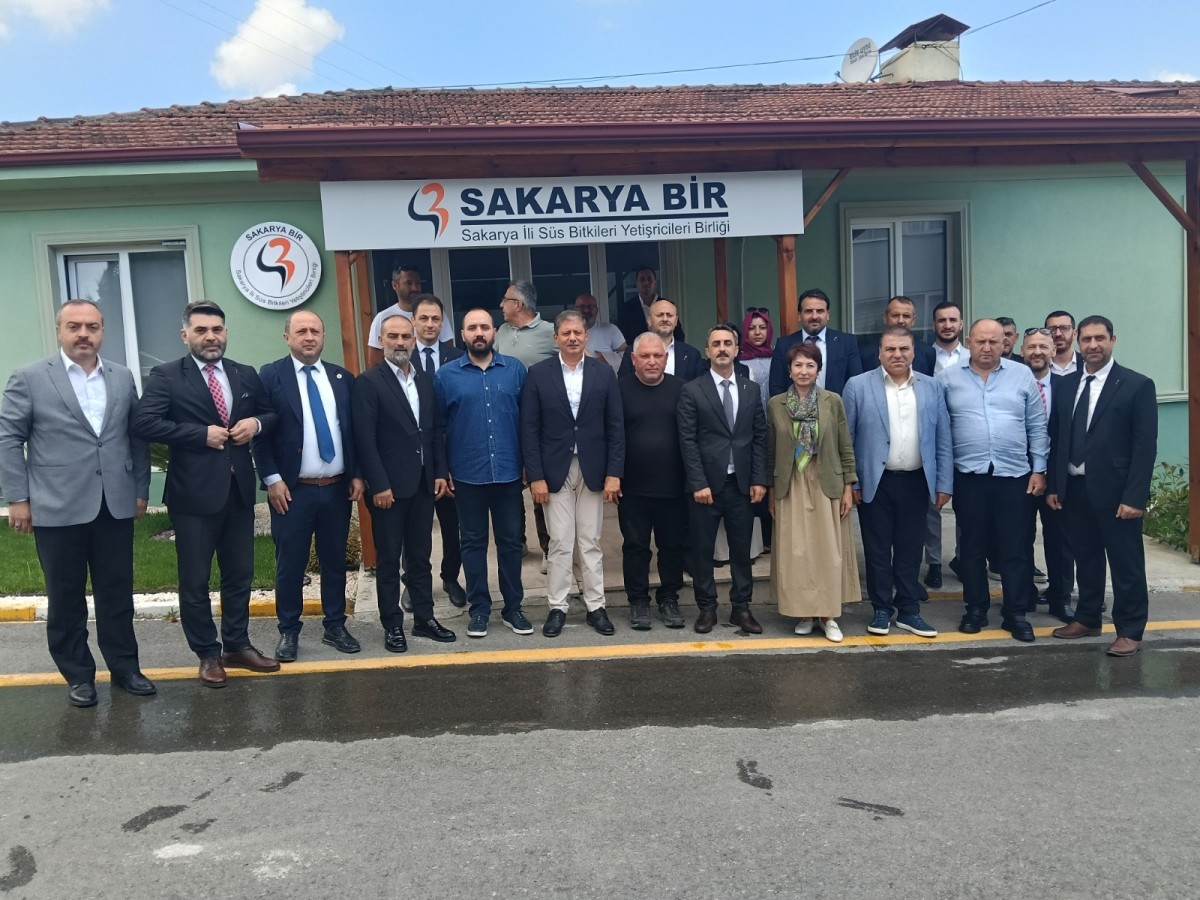 SAHADA DİNLİYOR, YERİNDE DEĞERLENDİRİYORUZ