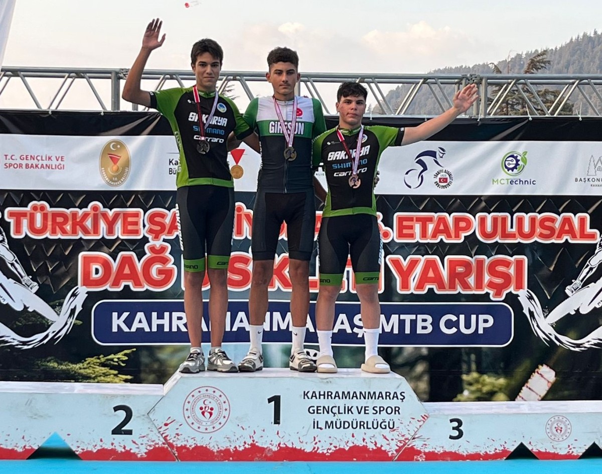 Büyükşehir sporcularından üç ayrı branşta büyük başarı