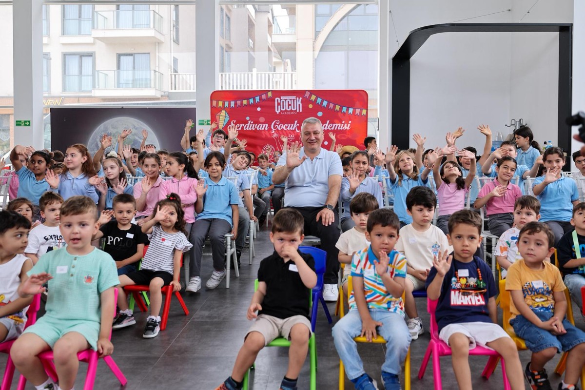 Serdivan’ın Minik Kâşifleri Planetaryumda