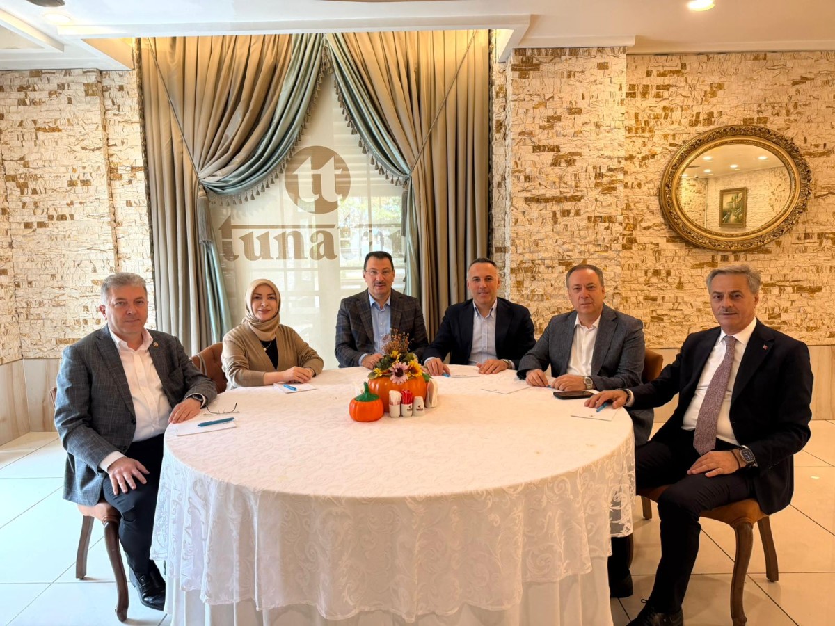 AK Parti’den Sapanca Kampı Öncesi Koordinasyon Toplantısı