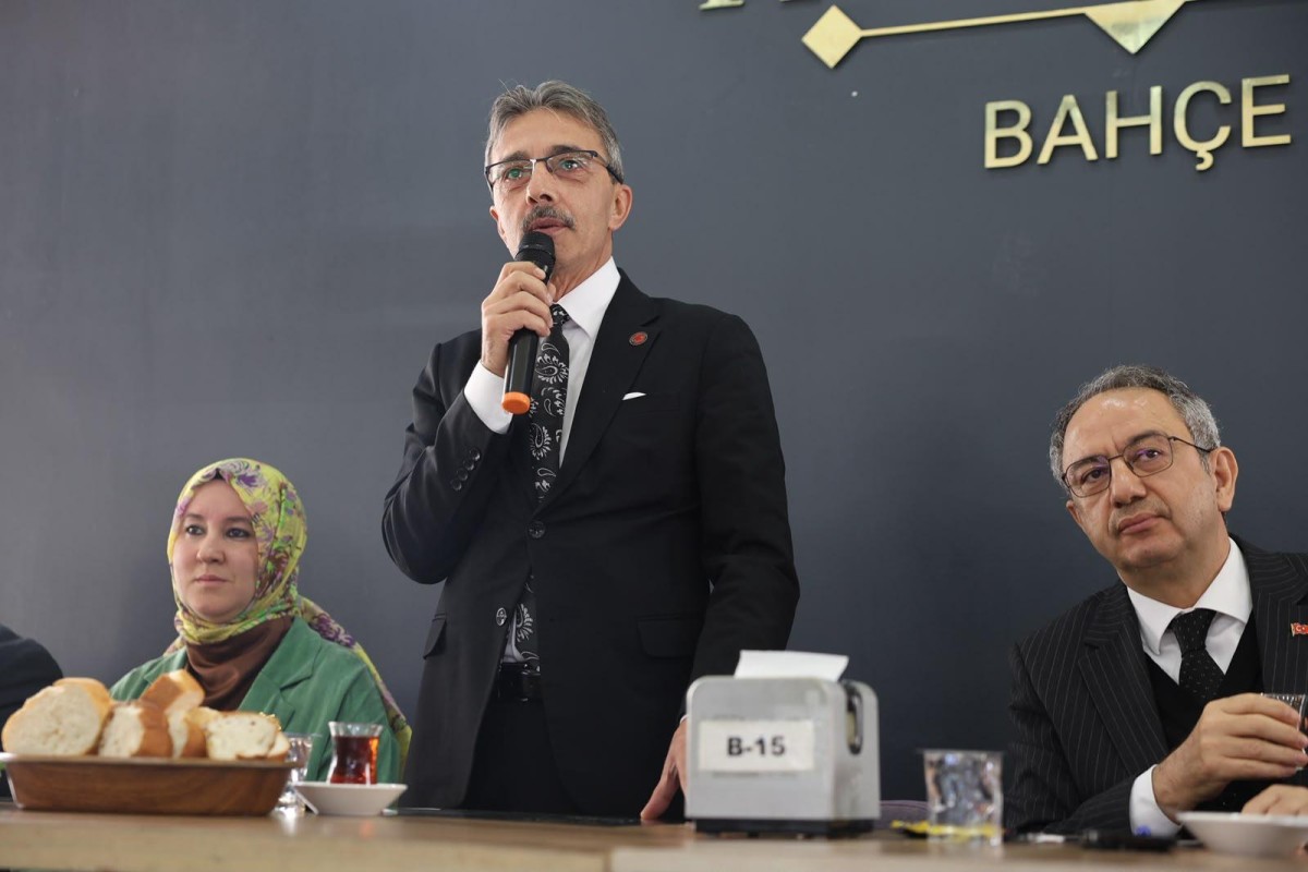 BAŞKAN ŞENOL DİNÇ MUHTARLAR GÜNÜ’NÜ KUTLADI